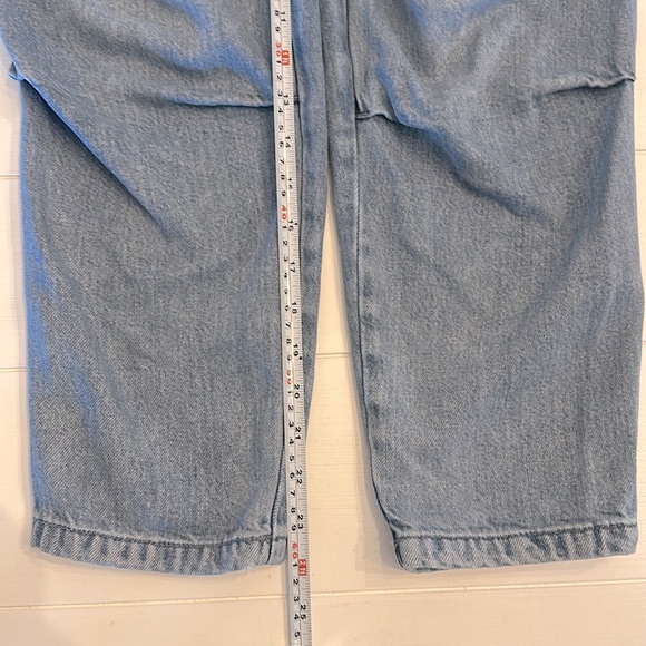 Lucky Brand Liquid Denim Luxe Barrel Cargo Jeans - Picture 8 of 8
